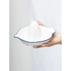 Classic Lemon Squeezer - cozylivehome.com | we sell a wide range of comfortable household items^ Shop All