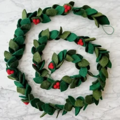 Felt Holly Garland 6' - cozylivehome.com | we sell a wide range of comfortable household items^ Shop All