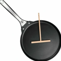Le Creuset Crepe Pan 11" - cozylivehome.com | we sell a wide range of comfortable household items^ Shop All