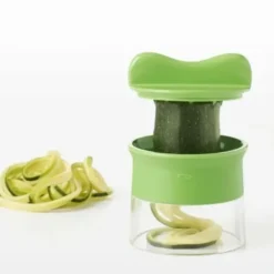 Fashion OXO HANDHELD SPIRALIZER - cozylivehome.com | we sell a wide range of comfortable household items Shop All