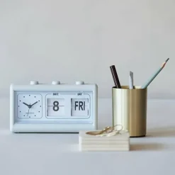 Hot Retro Clock w/ Calender - cozylivehome.com | we sell a wide range of comfortable household items Shop All