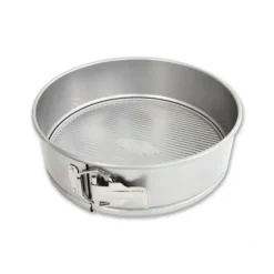 1081SF / / 9" Springform w/ Latch - cozylivehome.com | we sell a wide range of comfortable household items^ Shop All