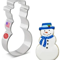 Shop SNOWMAN W/HAT COOKIE CUTTER - cozylivehome.com | we sell a wide range of comfortable household items Shop All