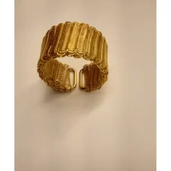 Best Spiral Gold Napkin Ring - cozylivehome.com | we sell a wide range of comfortable household items Shop All